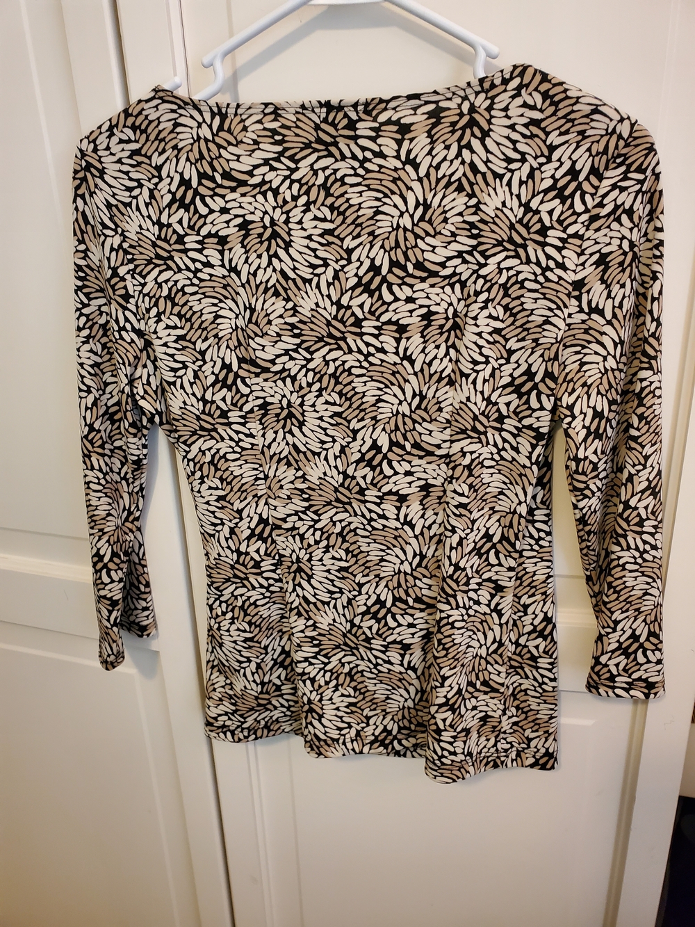 BCBG Paris Petal Print Criss-Cross Blouse, Black/Cream, Size XS - Picture 3 of 6